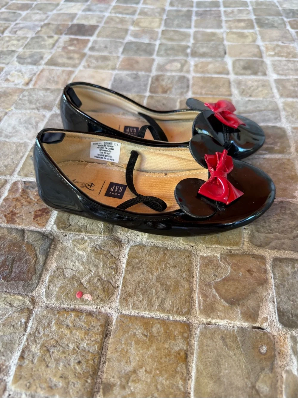 GAP Kids Black Patent Flats with Red Bow